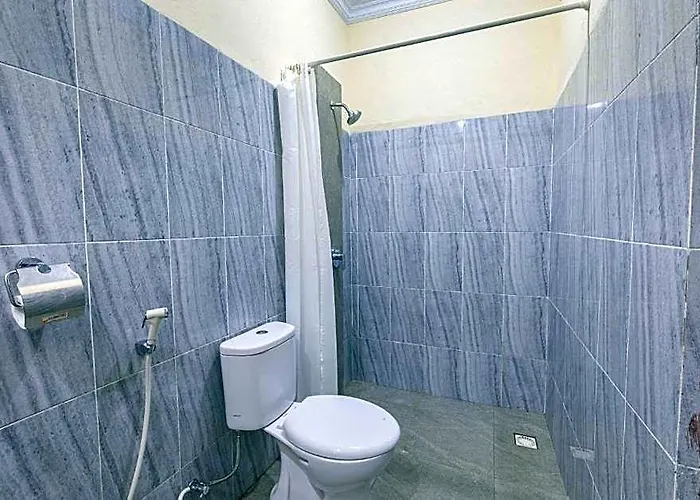 Residence Amazing Deluxe Double Near Tamarind